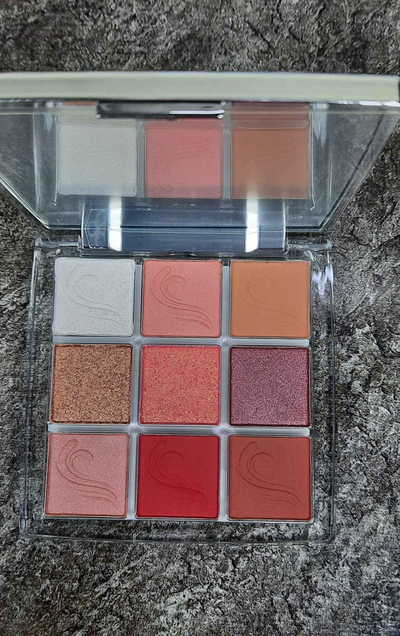 GIRL TIME EYESHADOW