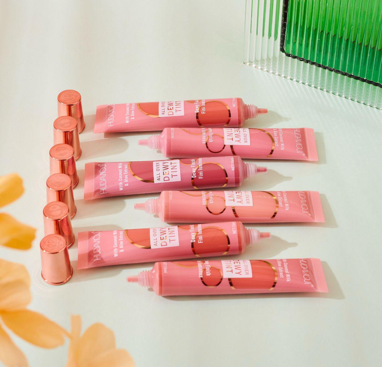 HudaMoji Liquid Blush