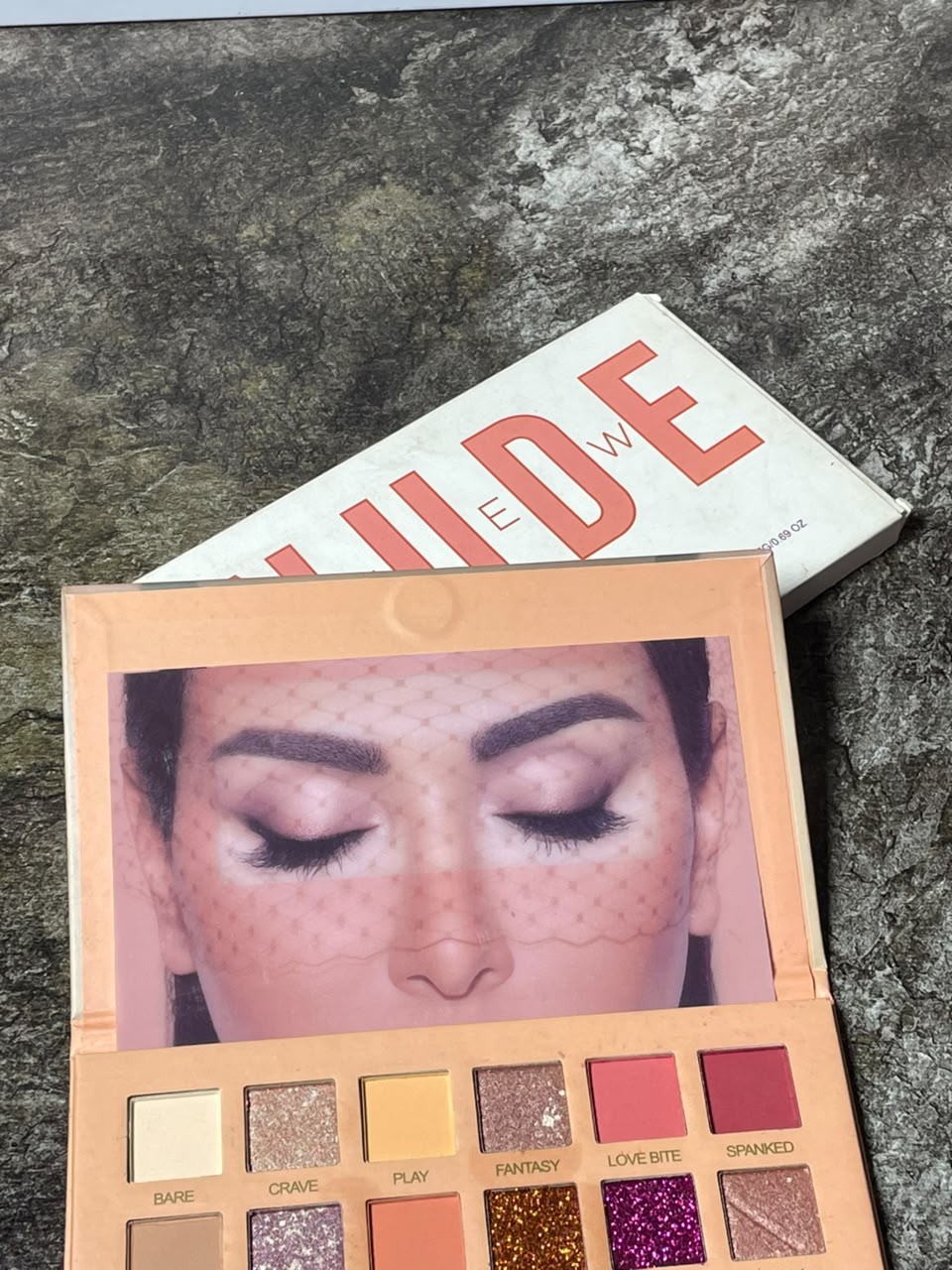 NUDE PALETTE ONLY 1PC