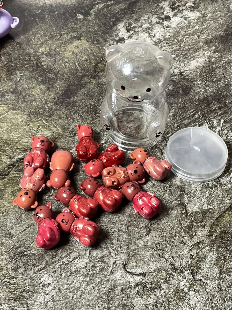 BEAR 12PC LIP GLOSS ONLY 1PC