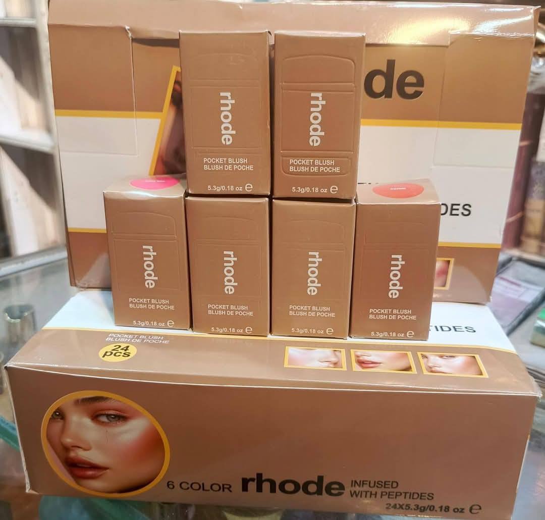 Rhode pocket blush