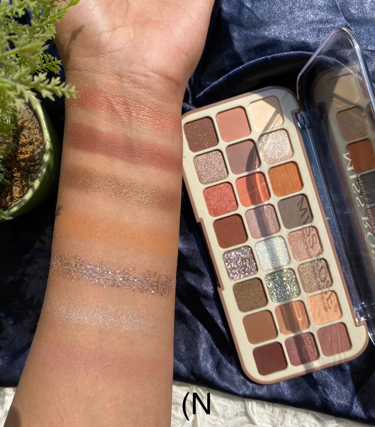 Miss Rose 24 Colour Eyeshadow Palette