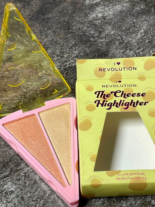 REVOLUTION HIGHLITER ONE TIME SWATCH ONLY 1PC