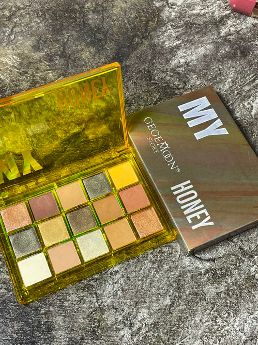 GEGE MOON PALETTE ONE TIME SWATCH ONLY 3PC