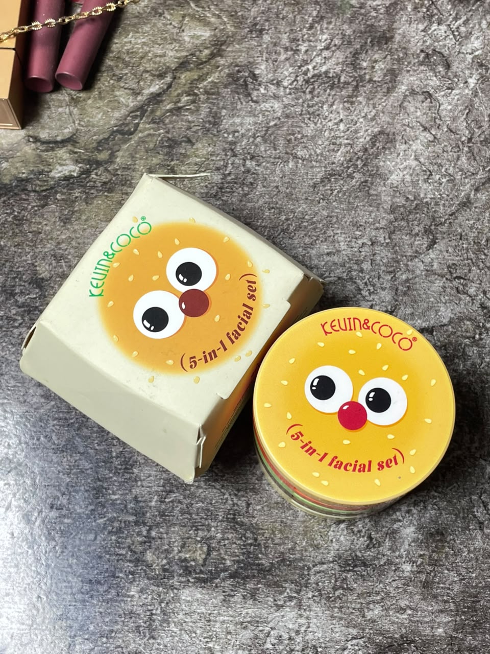 KEVIN & COCO BURGER 5IN1 ONLY 1PC