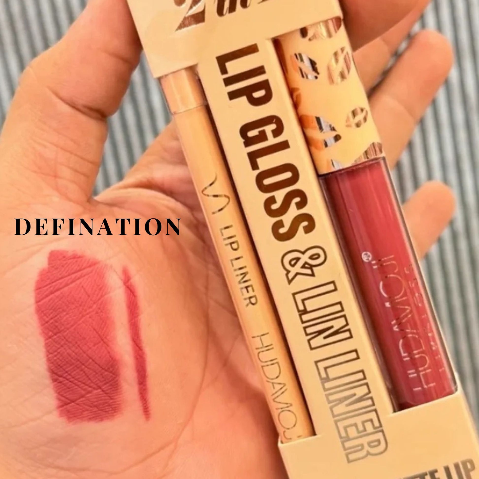  HUDAMOJI 2-in-1 Lip Combo  Lipgloss + Lipliner Set 
