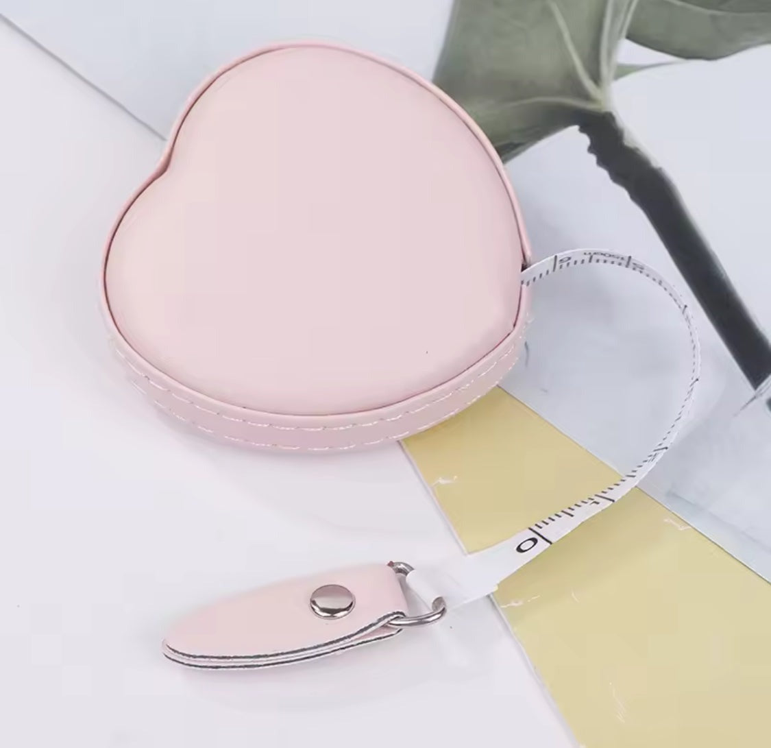 Cute Heart Shape Measuring Tape, Portable Soft Leather Measuring Tape, Mini Ruler for Body Measuring Tool