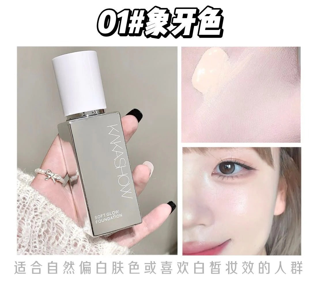 KakaS  Show Soft Glow Foundation