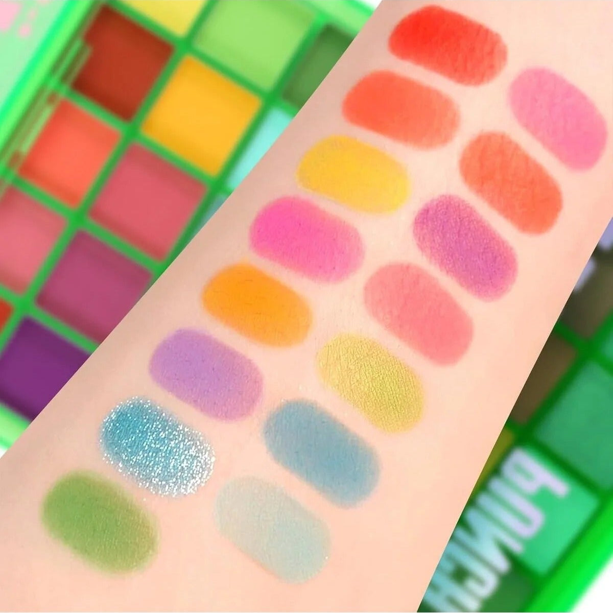Gege Moon Fruit Punch 15 Color Eyeshadow Palette