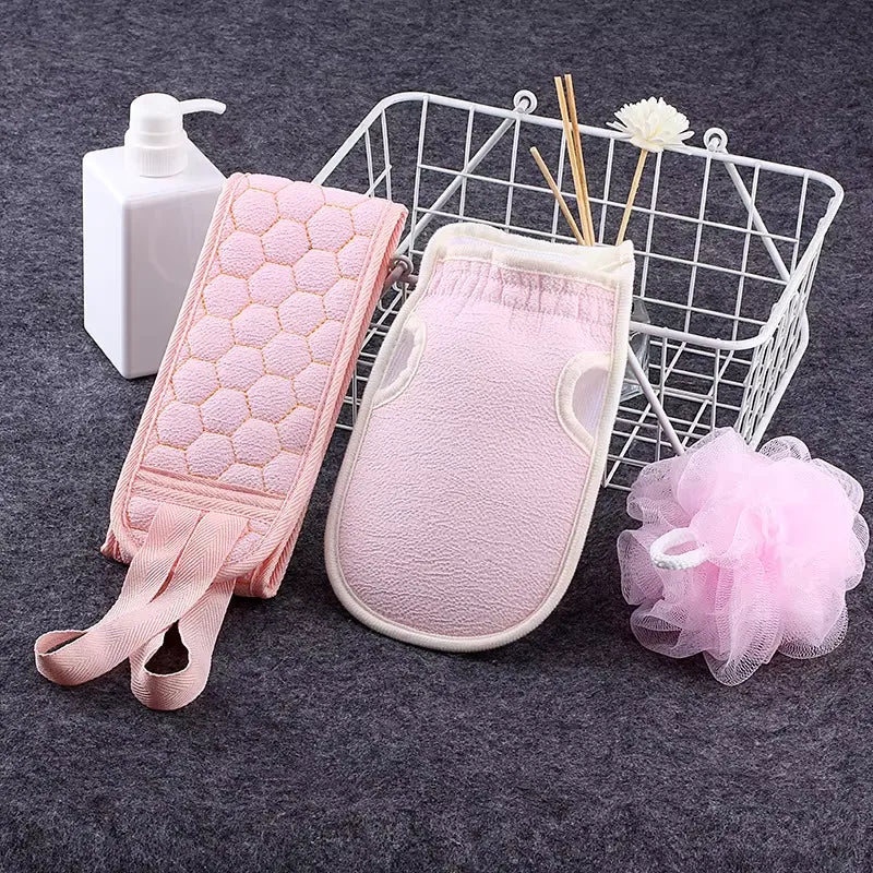 Korean-Style Exfoliating Washcloth Mitt & Body Scrubber
