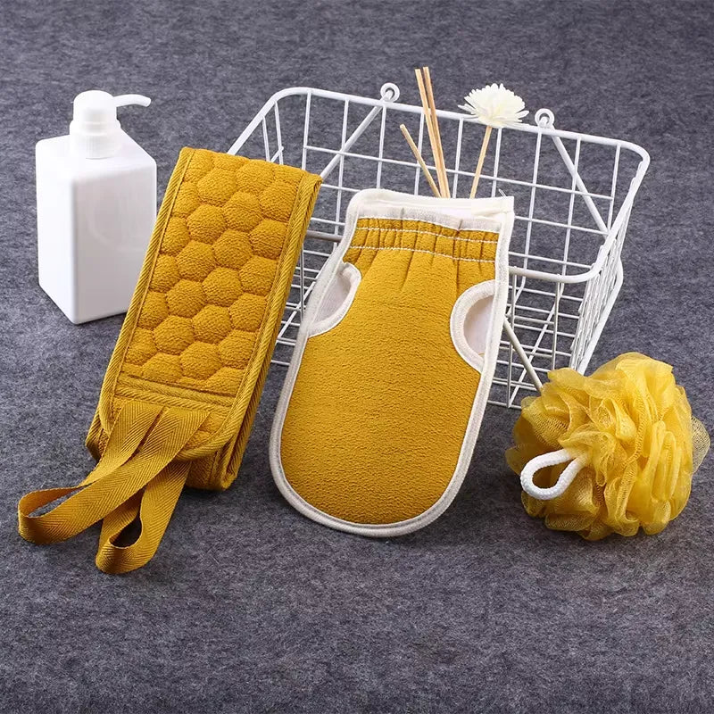 Korean-Style Exfoliating Washcloth Mitt & Body Scrubber